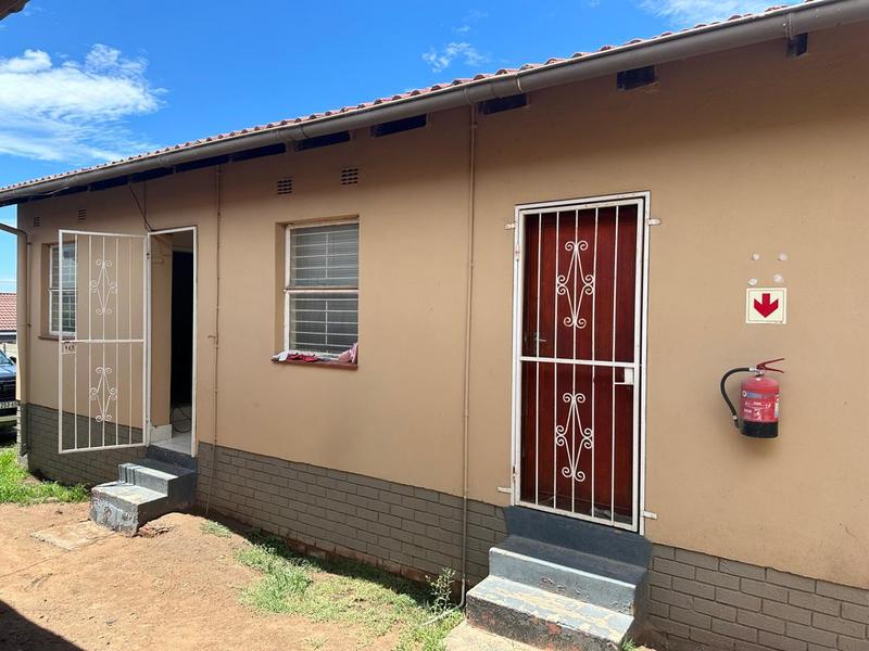 4 Bedroom Property for Sale in Mthata Eastern Cape